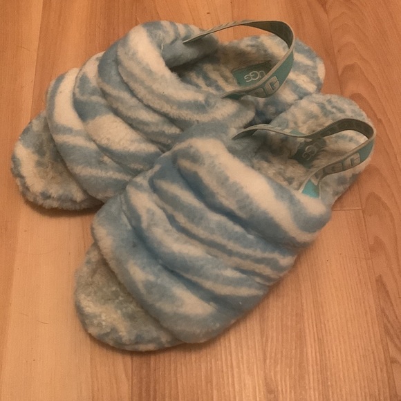 Ugg Shoes | Womens Blue Zebra Fluff Yeah Slipper Slides Size 8 | Color: Blue/White | Size: 8 | Dsgnershoes's Closet